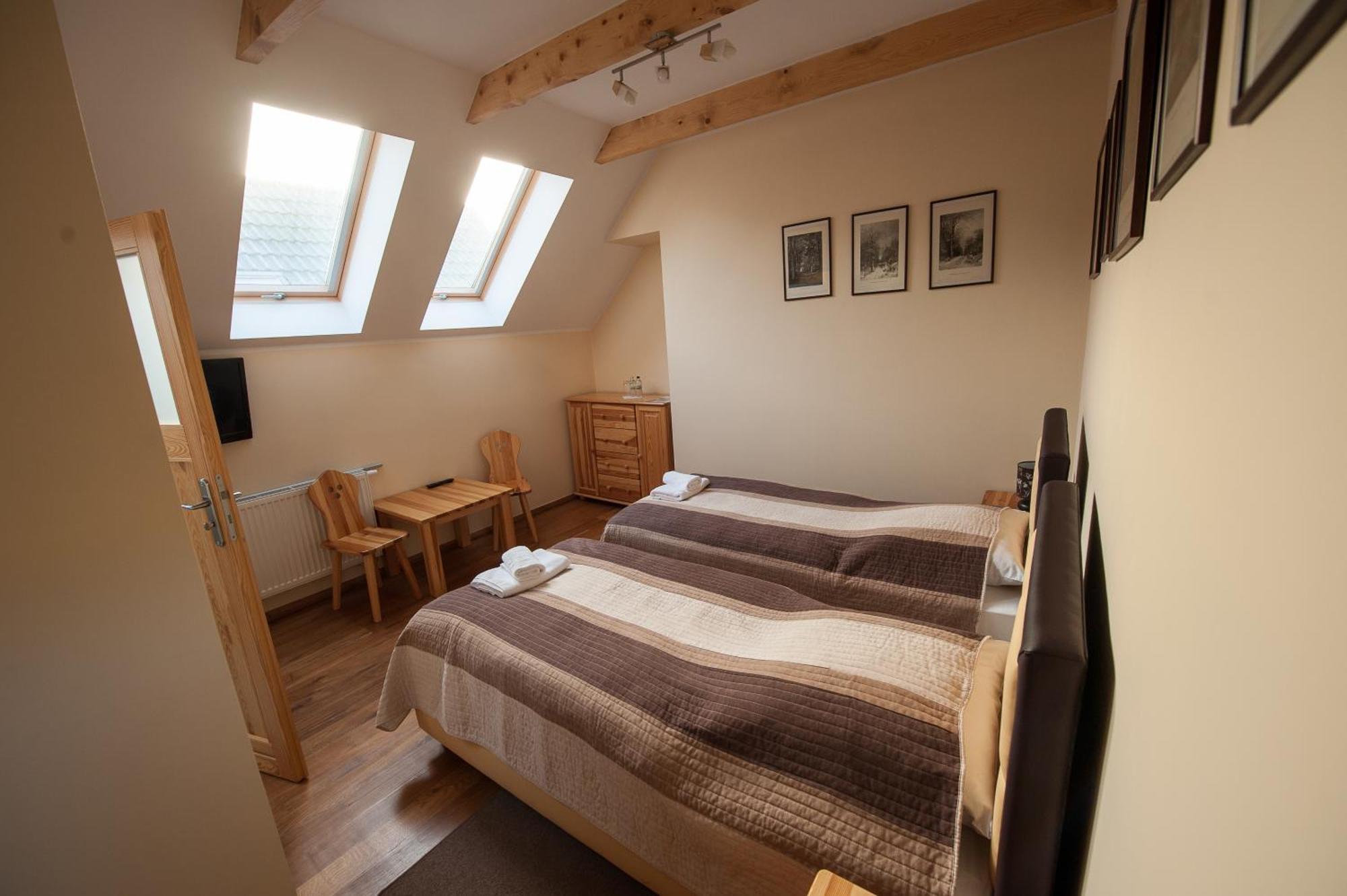Hotel Siedem Drzew Biskupice  Habitación foto