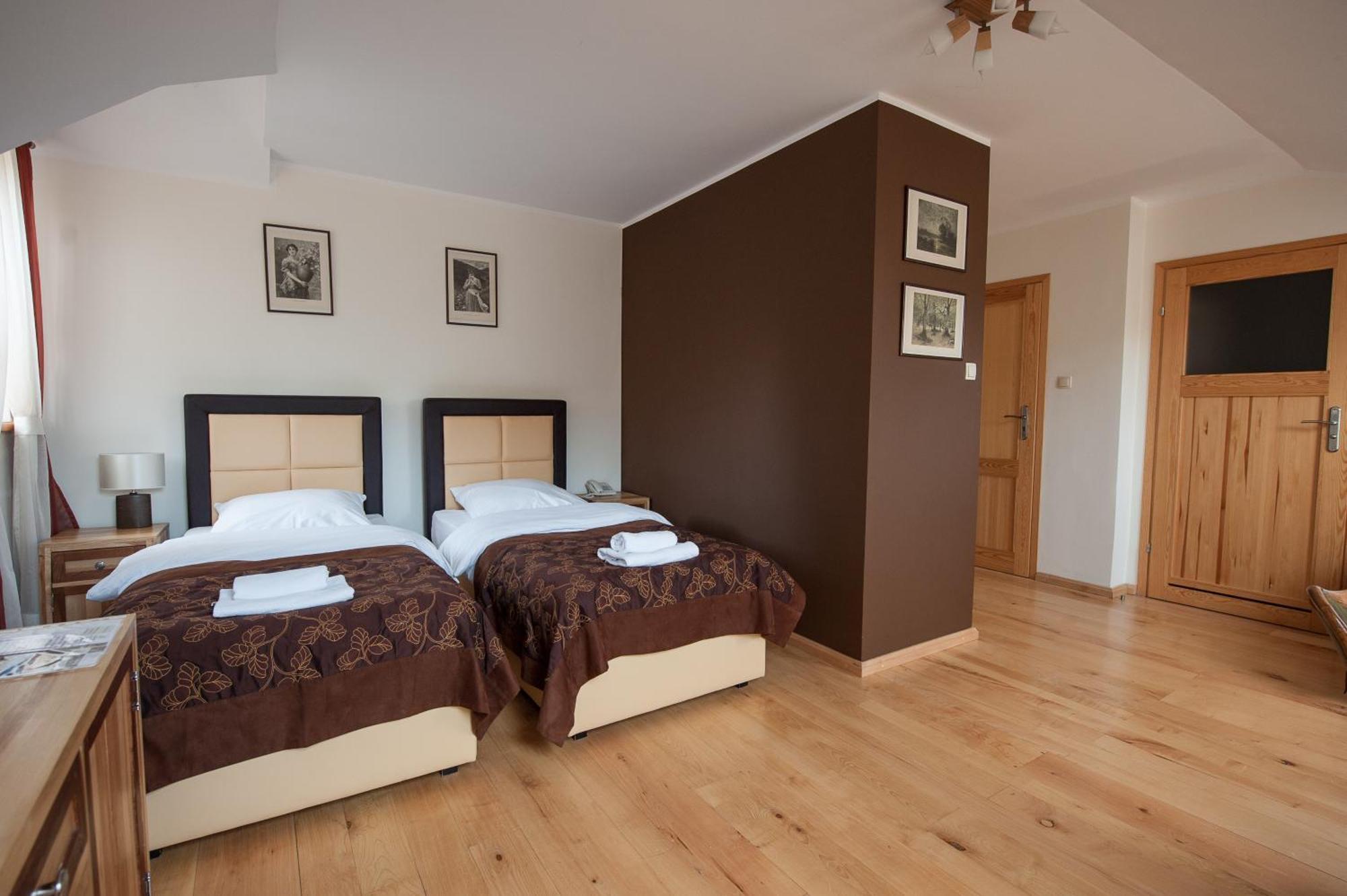 Hotel Siedem Drzew Biskupice  Habitación foto